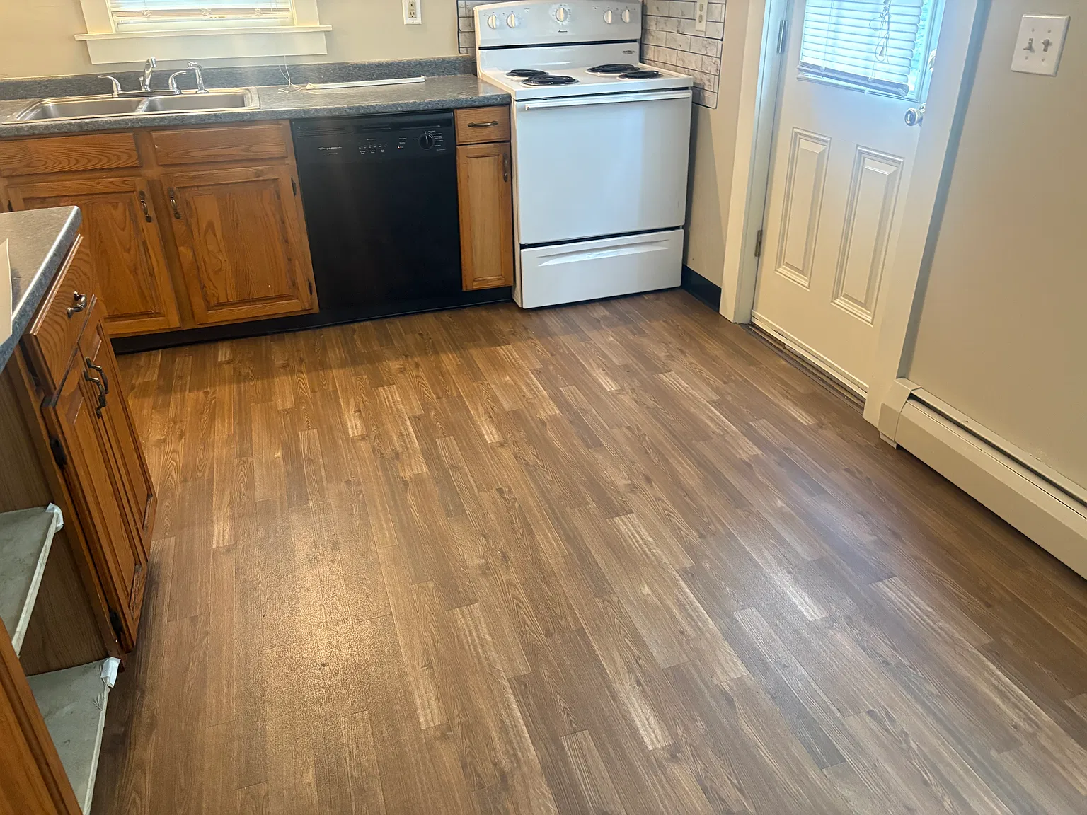 3 bed, 1000 sqft, $1,850 — Photo 4