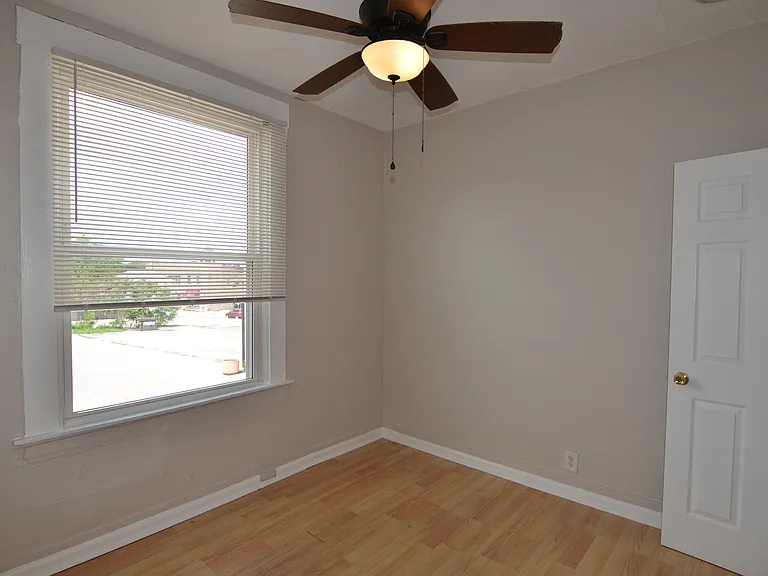 8914 Reading Rd #3 — Photo 9