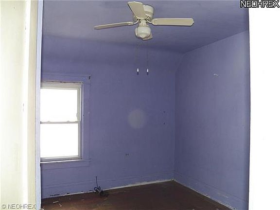 5th image of 3855 E 50th St