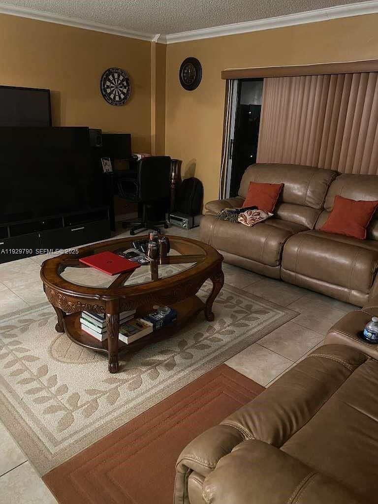 4174 Inverrary Dr APT 605 — Inverrary Country Club