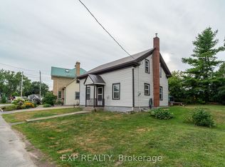 105 Rideau St, Merrickville Wolford, ON K0G1N0
