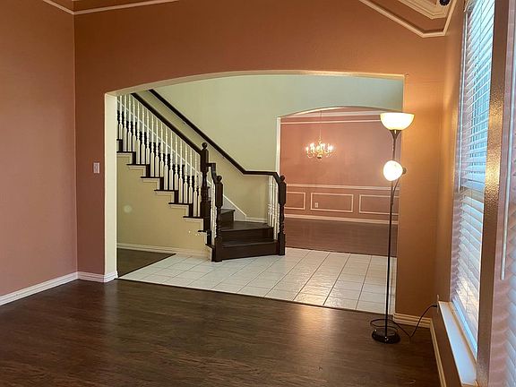 2nd image of 3801 Stoneway Dr