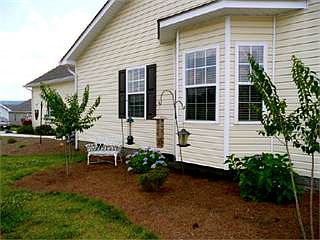 OUTSIDE LEFT