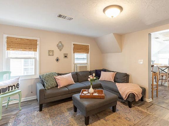 5th image of 2168 W 32nd St #U