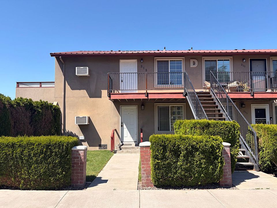 1st image of 526 S 40th Ave #D
