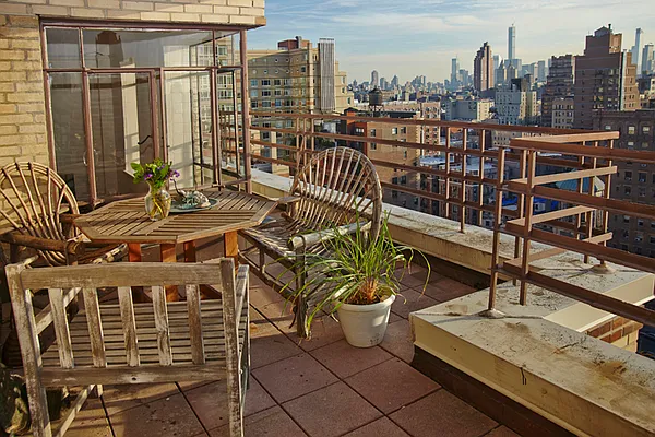 Sold by Brown Harris Stevens | media 18