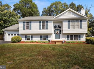 10109 S Fulton Dr, Fredericksburg, VA 22408