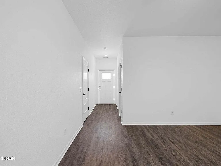609 Short Leaf Ln — Photo 3