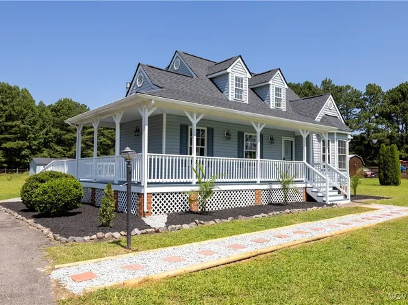 27000 Greenhead Dr, North Dinwiddie, VA 23805