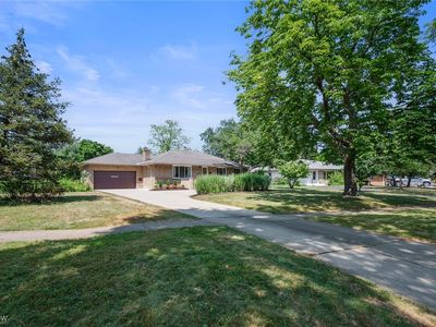 11580 Lake Ave, Cleveland, OH, 44102
