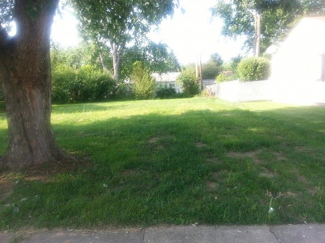 1st image of 61 Rowland Dr