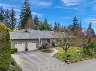 4205 NE 203rd St, Lake Forest Park, WA