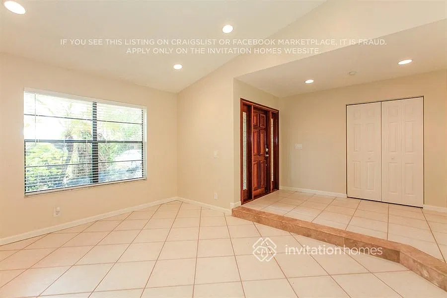 692 NW 110th Ave Coral Springs, FL 33071 — Photo 3