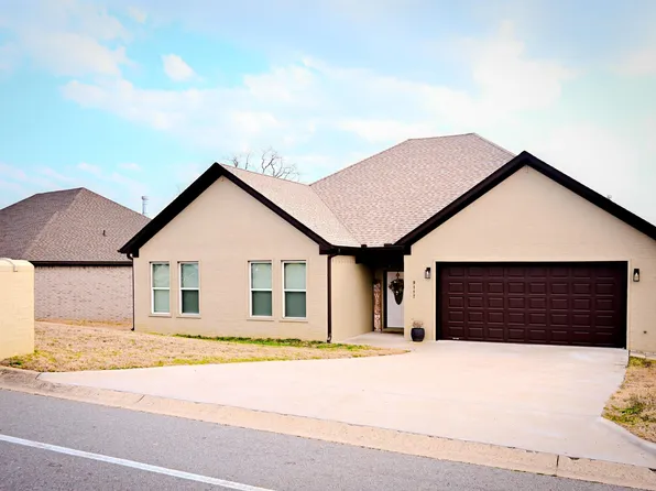 9117 Johnson Dr, Sherwood, AR 72120