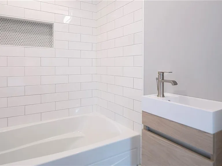 118 Ruggles Ave #101 — Photo 38
