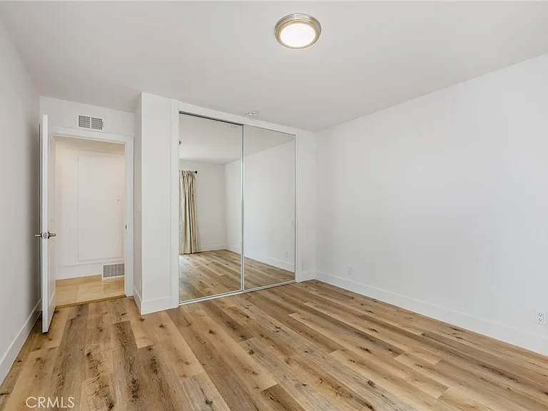 915 Miramar St — Photo 16