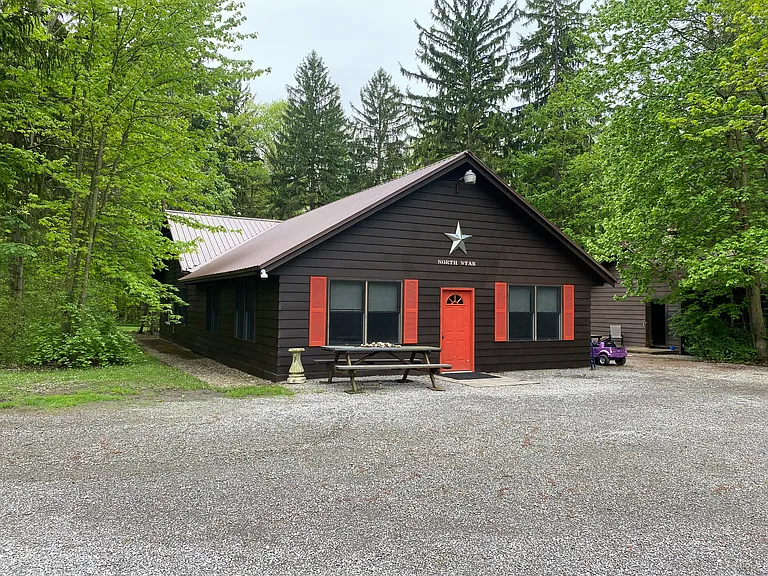 6310 Ward Rd — Photo 35