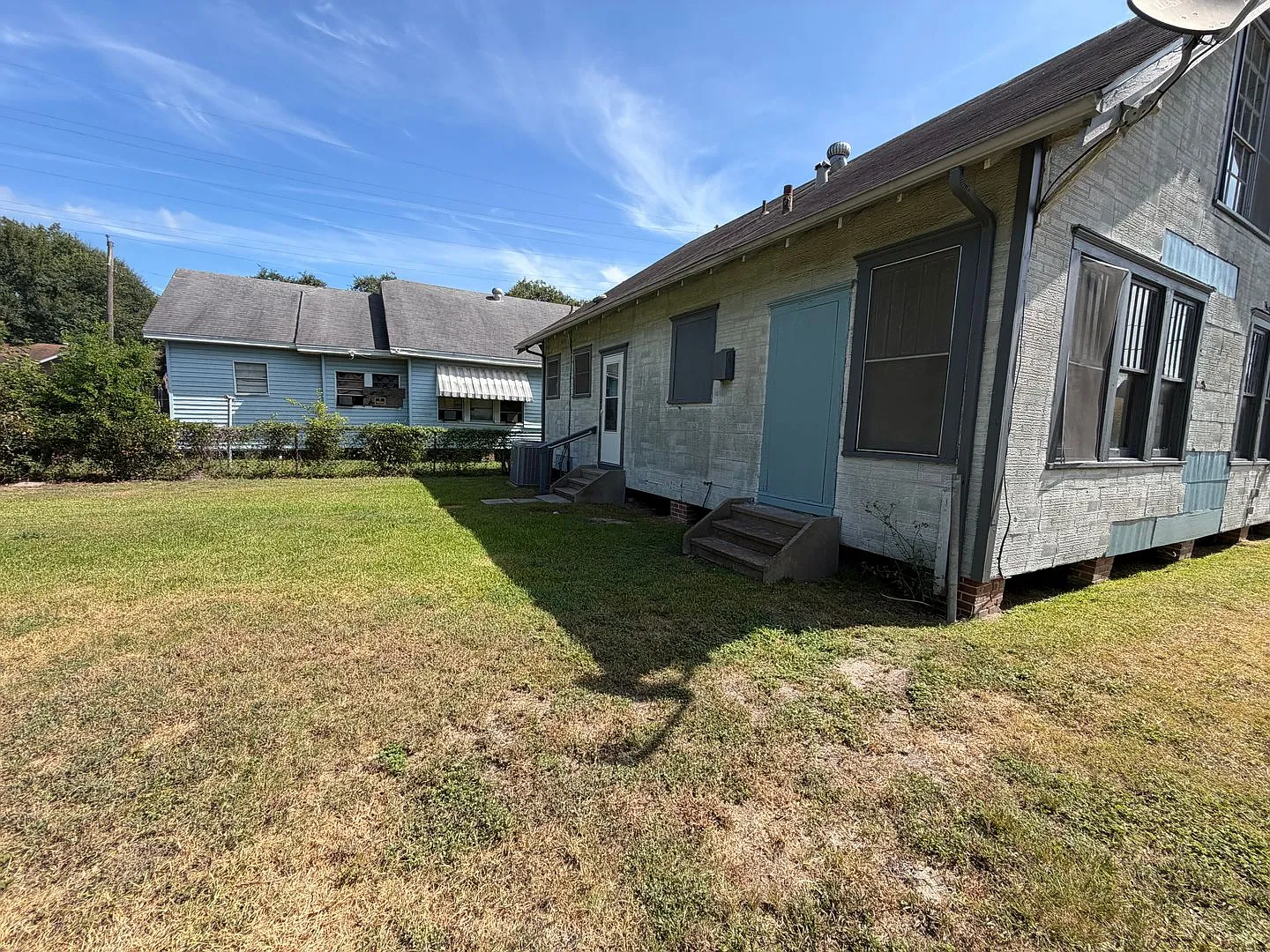 3 Bedroom, 1 Bathroom Home for Rent in Beaumont — Photo 3