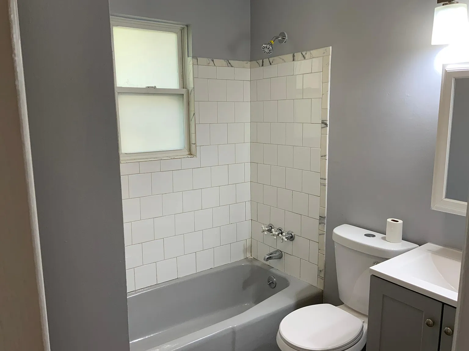 3 bed, 1.5 bath, 1200 sqft, $2,000 — Photo 3