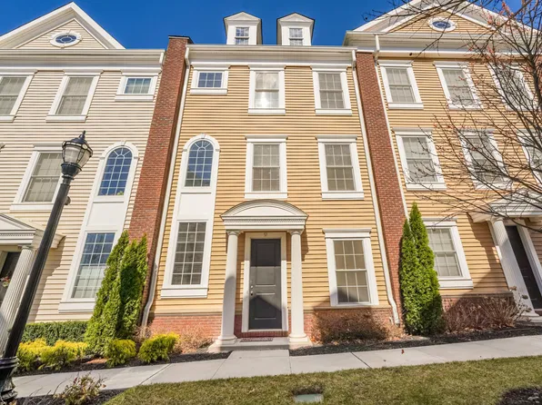 57 Roosevelt Dr, Wood Ridge, NJ 07075