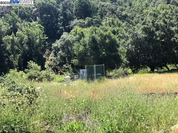 2950 Niles Canyon Rd, Castro Valley, CA 94552
