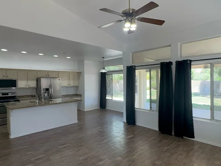 1231 N Firehouse Ct — Photo 5