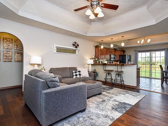 1013 Greentree Drive-1