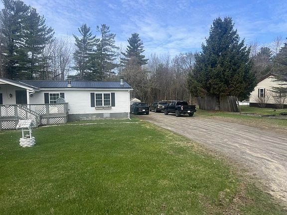 2nd image of 61 Bird Rd