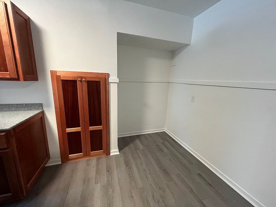 breakfast nook in kitchen