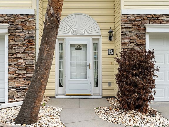 4th image of 4355 River Gate Ln. #3-B