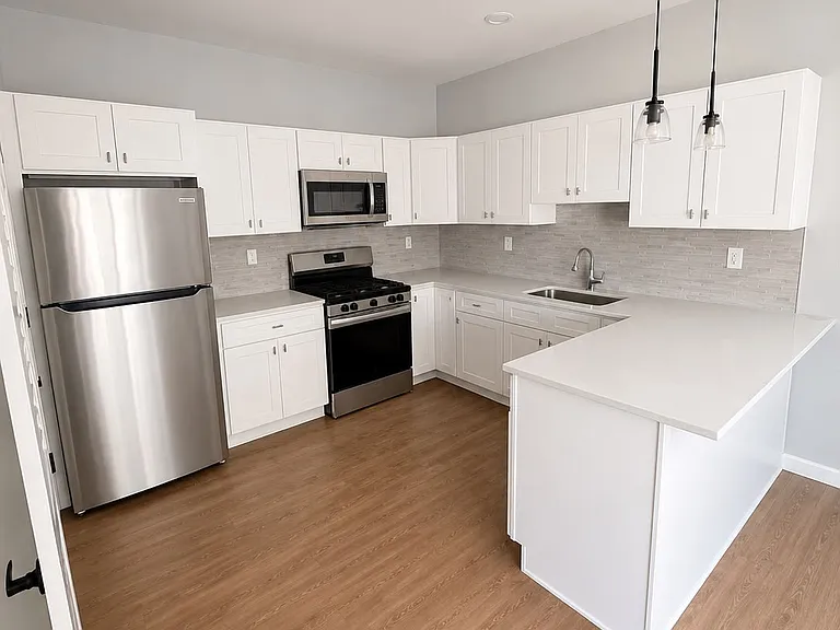 67-69 12th Ave #102 — Photo 5