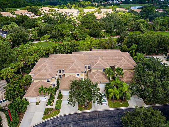 3rd image of 25140 Sandpiper Greens Ct APT 102