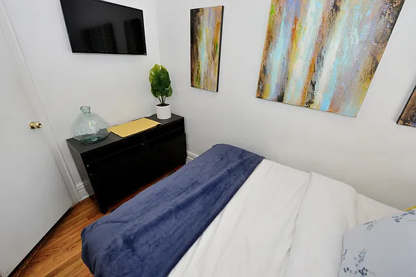 Rented by Furnished Habitat | media 40