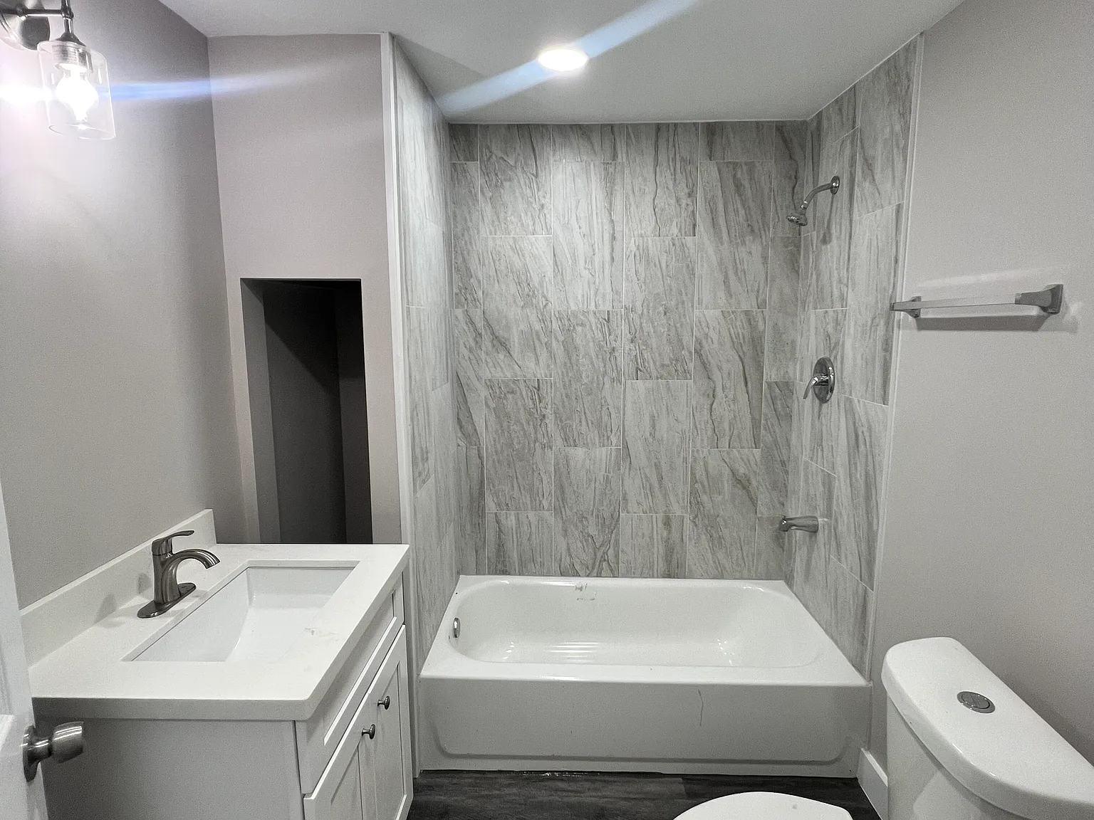 4 bed, 1700 sqft, $1,700 — Photo 4