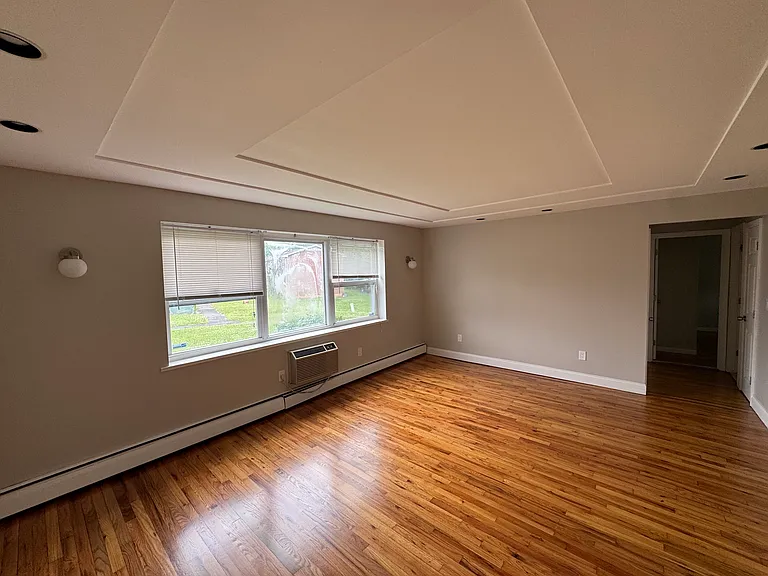 69 Mountain Laurel Dr — Photo 1