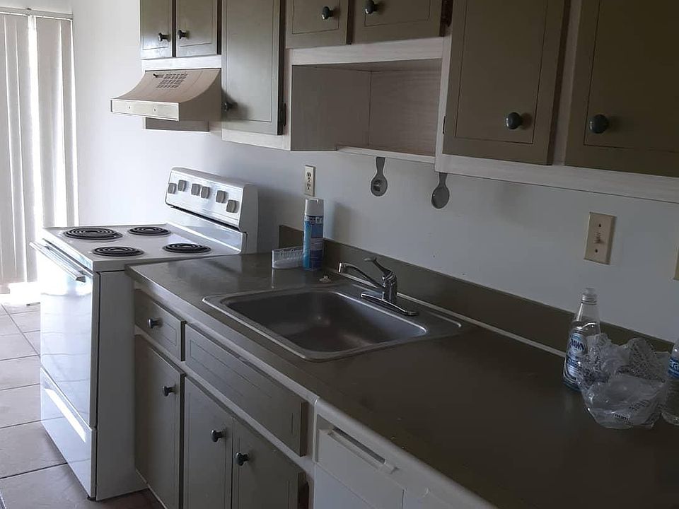 1st image of 9350 W Flagler St APT 203