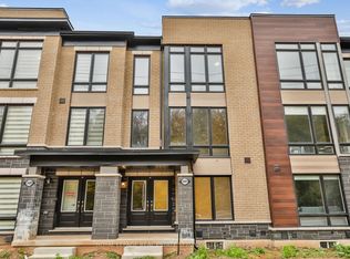 2491 Badger Cres, Oakville, ON L6M 5M1