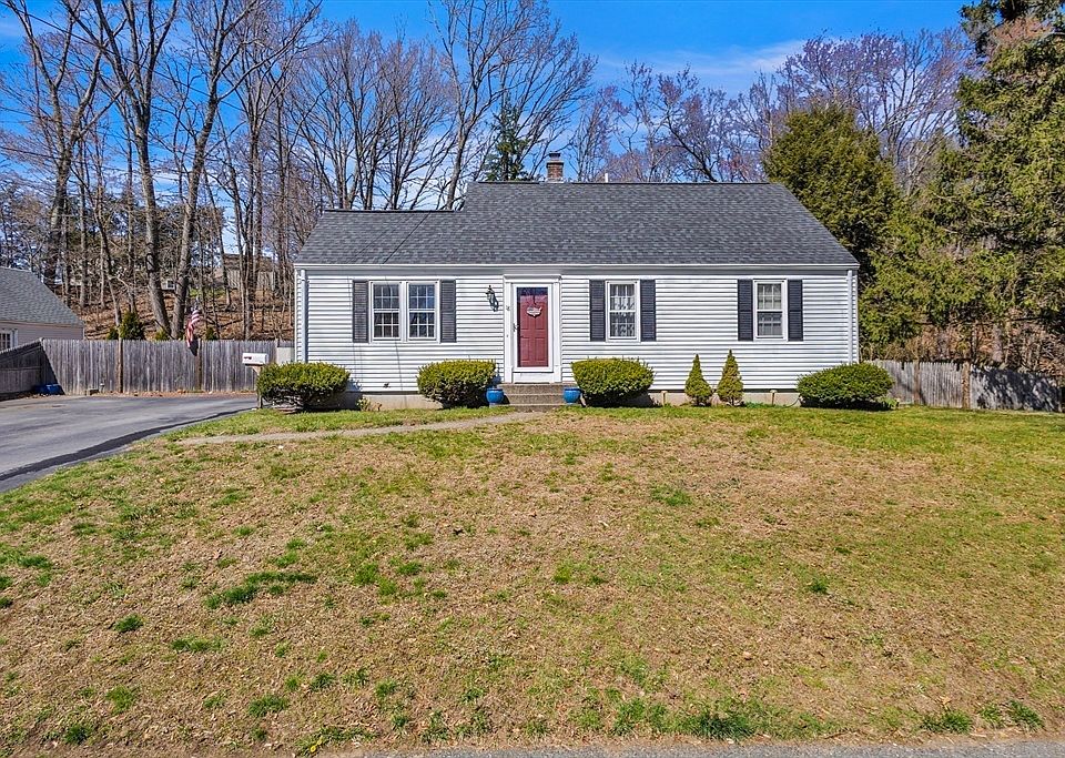 1st image of 18 Mayflower Rd