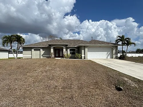 2733 SW 11th Pl Photo 1