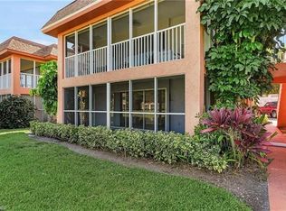 1400 Pompei Ln APT 3, Naples, FL 34103