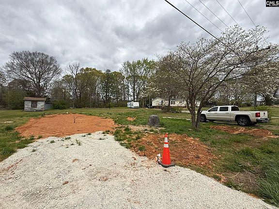 4th image of Barrett Rd