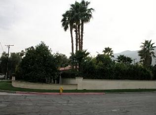 895 N Arquilla Rd, Palm Springs, CA 92262
