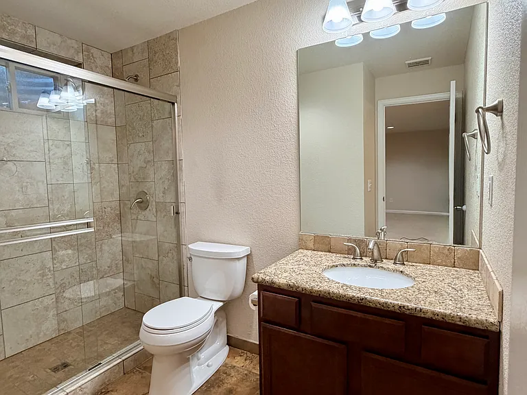 10657 W Roxbury Ave — Photo 34