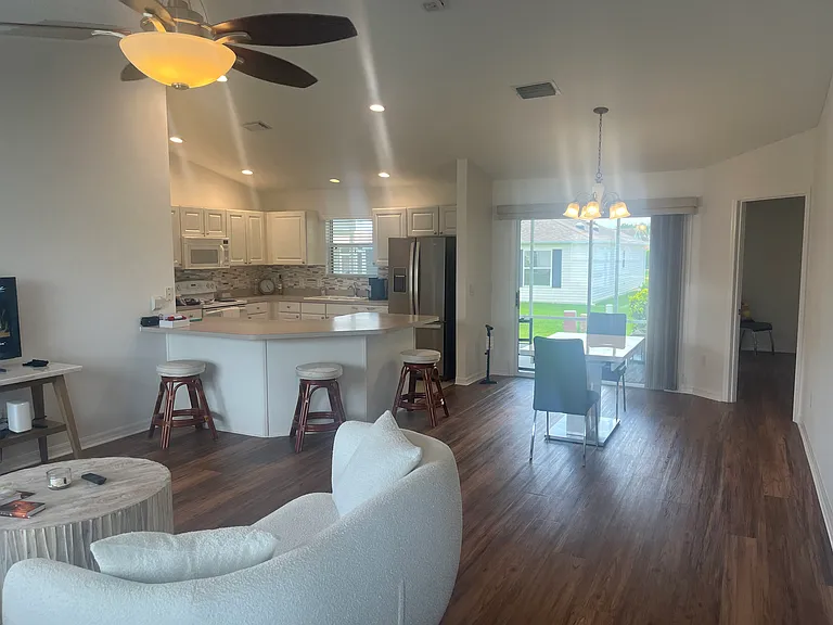 1460 Blueberry Way — Photo 4
