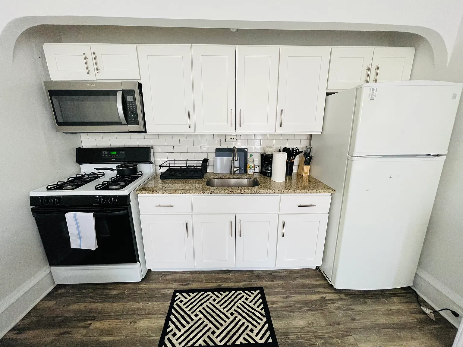 431 Valley Rd — Photo 1