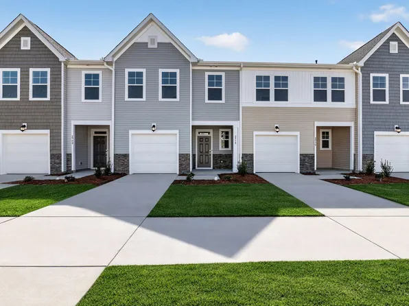 2938 Hickory Field Dr, Raleigh, NC 27616