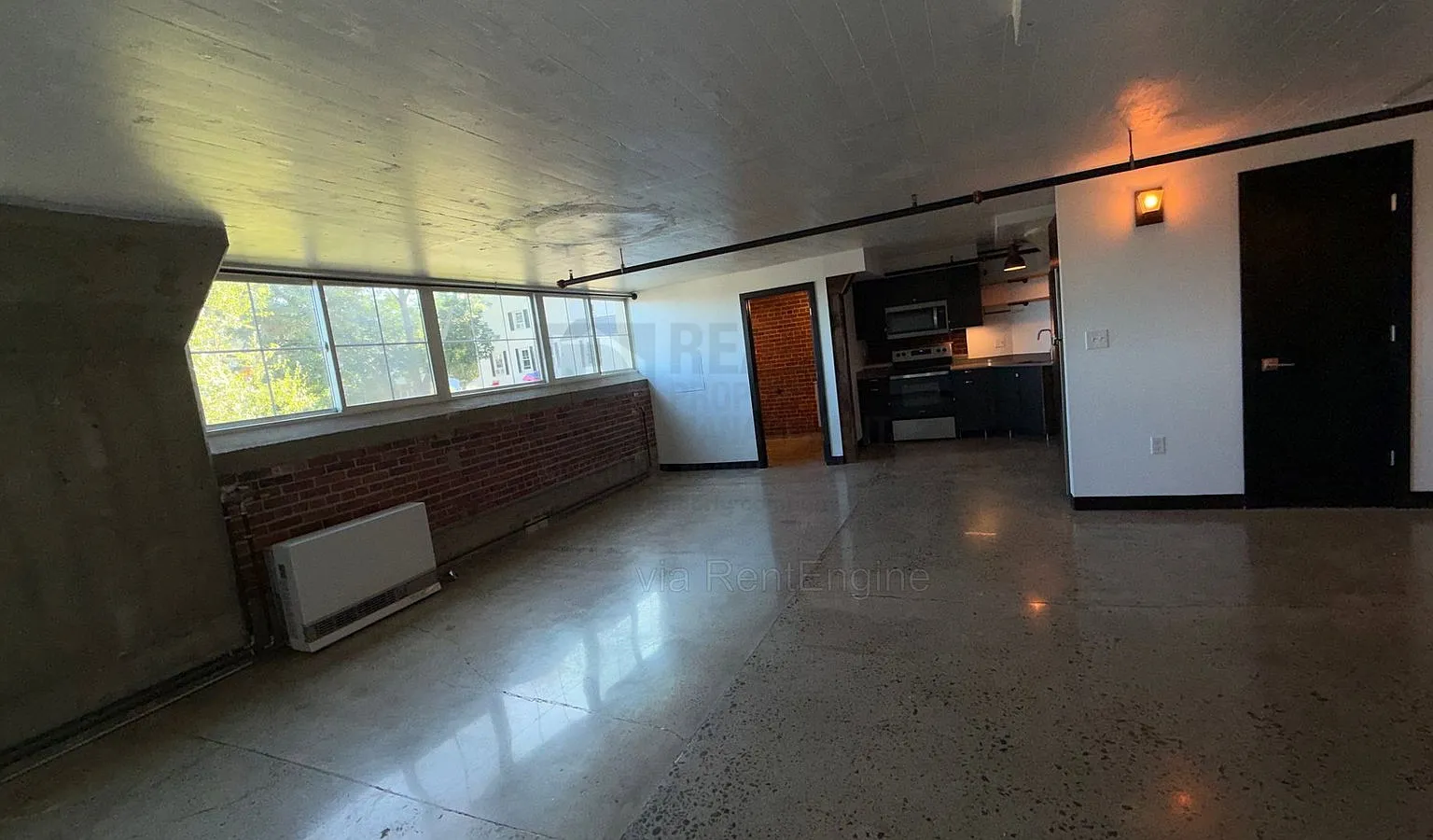 2 bed, 1.0 bath, $1,850 — Photo 4