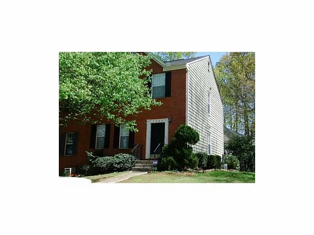 1502 Shiloh Pl NW photo 1