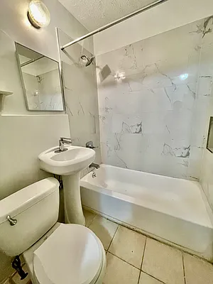 Rented by R New York | media 41