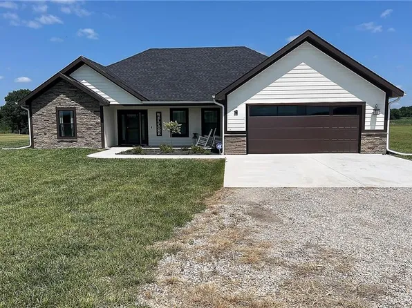 1671 SW 300th Rd, Kingsville, MO 64061